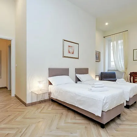 Sistina 2 * Rome