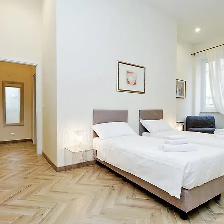 Apartment Sistina 2 Rome